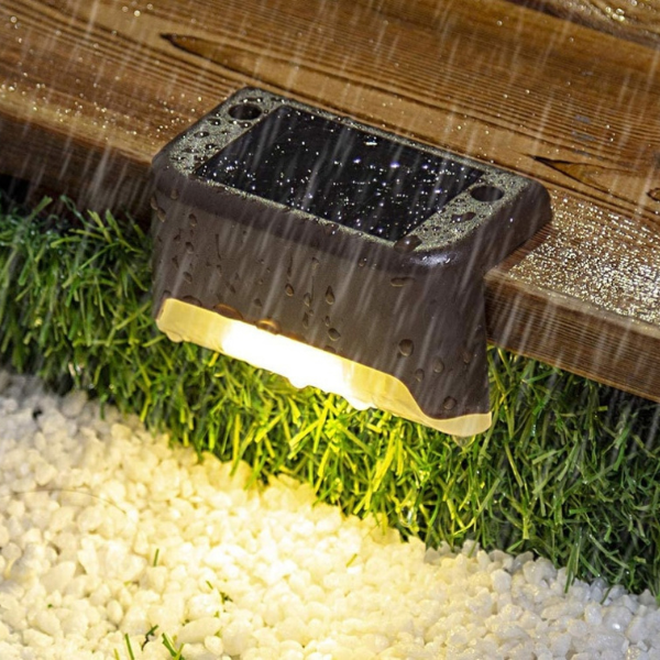 Lampa LED solara pentru trepte/balustrada